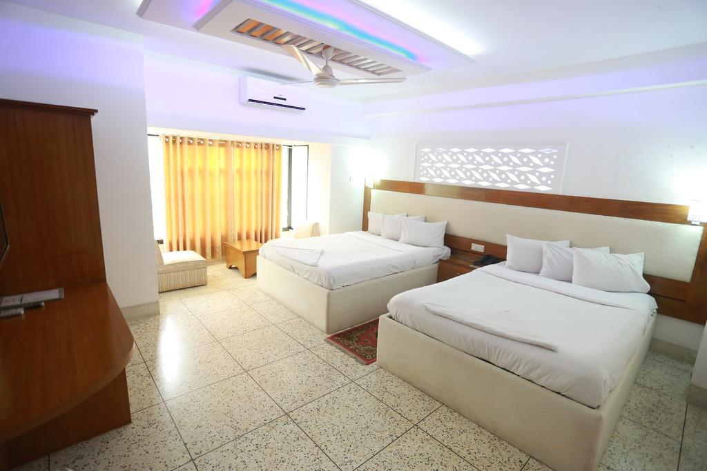 Nagar Valley Hotel Ltd. Dhaka Extérieur photo